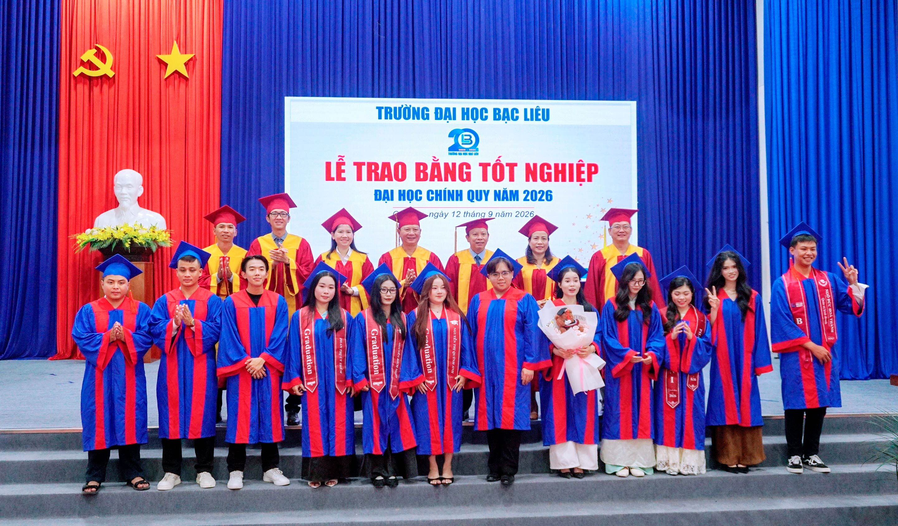 Trường Đại học Bạc Liêu tổ chức Lễ trao bằng tốt nghiệp đại học chính quy đợt 2 năm 2026